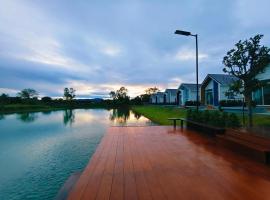 Hug Home Resort Wichianburi ฮักโฮม รีสอร์ท วิเชียรบุรี, hotel in Wichian Buri