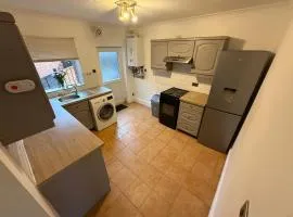 Cheap Grantham Town Centre Terrace House