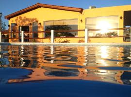 Solar de Piedra, hotel in Tanti