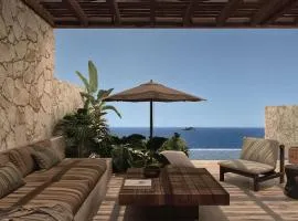 Luura - Cliff, Paros, Morgans Originals