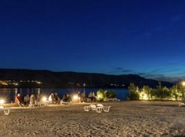 Tonino holiday house, vila v destinaci Pag