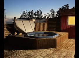 LAVA Studio Keflavik, hotel in Keflavík