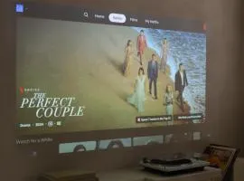 Luxurious 1BR Apartment with Parking