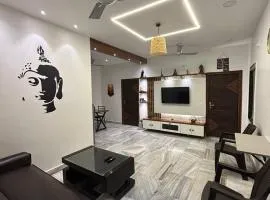 Guhan HomeStay- 2BHK Serviced Apartments - Full Furnished & Full Kitchen, WiFi & Balcony