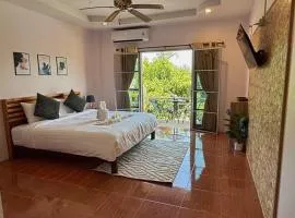 Sachi Home Villa Bangtao - Near Muay Thai and Beach