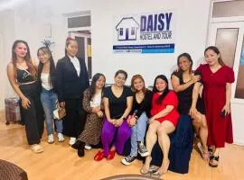 Daisy Hostel & Tour