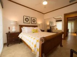 Veranda 8F - 2 bdr 2 bath - Condo