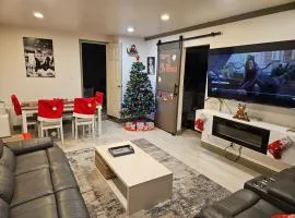 Modern 3BR Condo - Heart of ATL