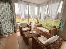 GreenPark Tiny House, Garden Terrace & Parking