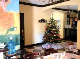 Chalet Zolota Pidkova & River