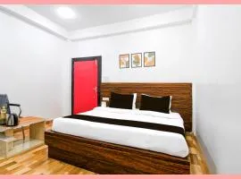 Hotel Velora Luxuary Near Railway Station