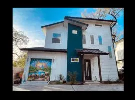 Queen Bed with Attached Private Bath