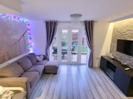 Cosy 2 bed house in Aylesbury