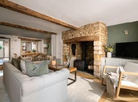 Magnolia Cottage-Exclusive Cotswold Package，位于莫顿因马什的酒店