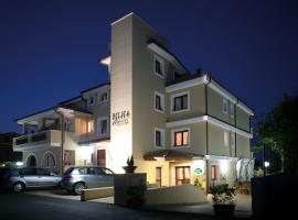 B&B "Bilha Hotel", hotel near Crotone Airport - CRV, Le Castella