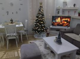 The Guest Apartament 2 bedrooms Fier, hotel em Fier