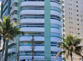 Ap Frente Mar, wi-fi, piscina, pet, check-in e check-out flexíveis