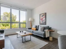 Blueground Newtonville rooftop nr Newton Centre BOS-1233