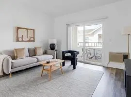 Blueground Santa Clara pool nr Central Park SFO-2088