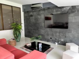 Casa de lujo en Cali con Piscina Privada y BBQ, hotel u gradu Kali