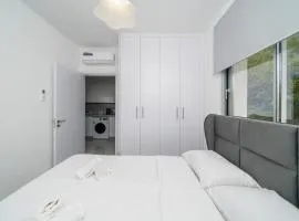 New 2 bedroom flat in Aglantzia