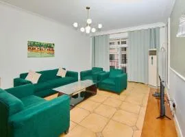 Chateau Towers Apartment Hotel