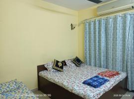 4 Bhk Villa At Pushpanjali Residency Phase 2 Bunglow No A1 Owale Ghodbunder Road Thane West, hotel in Thane