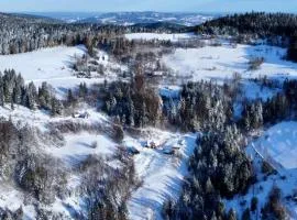 Przysiółek Flądrówka - Dom na odludziu z widokiem na Gorce i Tatry