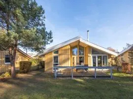 Ferienhaus mit Sauna im Ferienpark Mirow