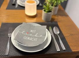 Moderne Wohnung mit toller Aussicht，位于艾斯林根的酒店