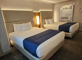 Easy access unit at the main strip