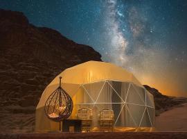 Desert Pearl Luxury Camp, serviced apartment in Wadi Rum
