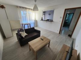 Appartement rez-de-jardin avec terrasse privative, hotel a Kingersheim