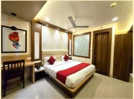 Kuber Heritage Palace Sea View Hotel Near Jagannath Temple - Restaurant - Lift & Parking Facilities- BEST HOTEL