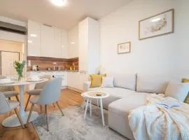 apartino - FREE parking, city view balcony, nespresso, netflix