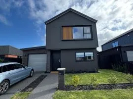 New 4BR Family Home in Greenhill Park, Chartwell