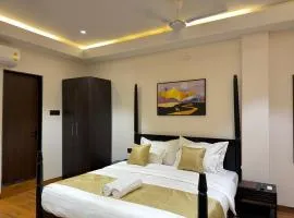 Hotel Aventus - by Urbantara