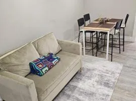 Superb Guest House In Downtown-Self Checkin& Fast Wifi