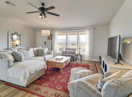 Scenic Sandia Mtn Views! Cozy Rio Rancho Retreat, ξενοδοχείο σε Rio Rancho
