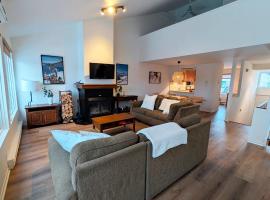 Unit 33 - 4 bedrooms - Sleeps 10, khách sạn ở Bélanger