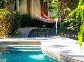 Cuatro Vientos Lodge & Apartments - Mal Pa&iacute;s, Costa Rica