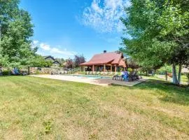 Gorgeous Eden Getaway Stunning Mountain Views and Family Fun