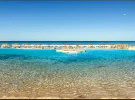 Sahl Hasheesh Finest Chalet - Gravity resort beachfront family 2 bedroom - garden pools view waterpark NON EGYPTIAN ONLY