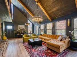 Fayetteville Getaway - Near Campus and Dickson