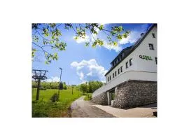 Q-Stall, Apartment 01