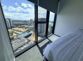 Belconnen Sky Luxe Apartment Free Parking，位于贝尔康嫩的酒店