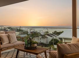 15 Scrub Rd - A Modern Coastal Luxury Retreat، فندق في كولوم بيتش