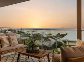 15 Scrub Rd - A Modern Coastal Luxury Retreat