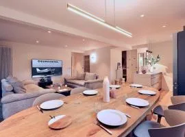 Courchevel 1850 : Élégant Apt. Neuf à 3 min des Pistes, Parking Inclus - FR-1-575-249