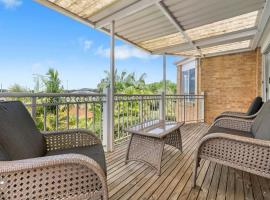 Exclusive Luxury Oasis Tumbi Umbi NSW, ξενοδοχείο σε Berkeley Vale